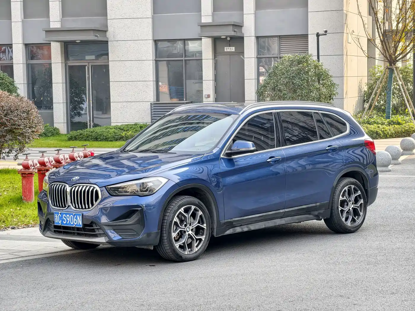 BMW X1
