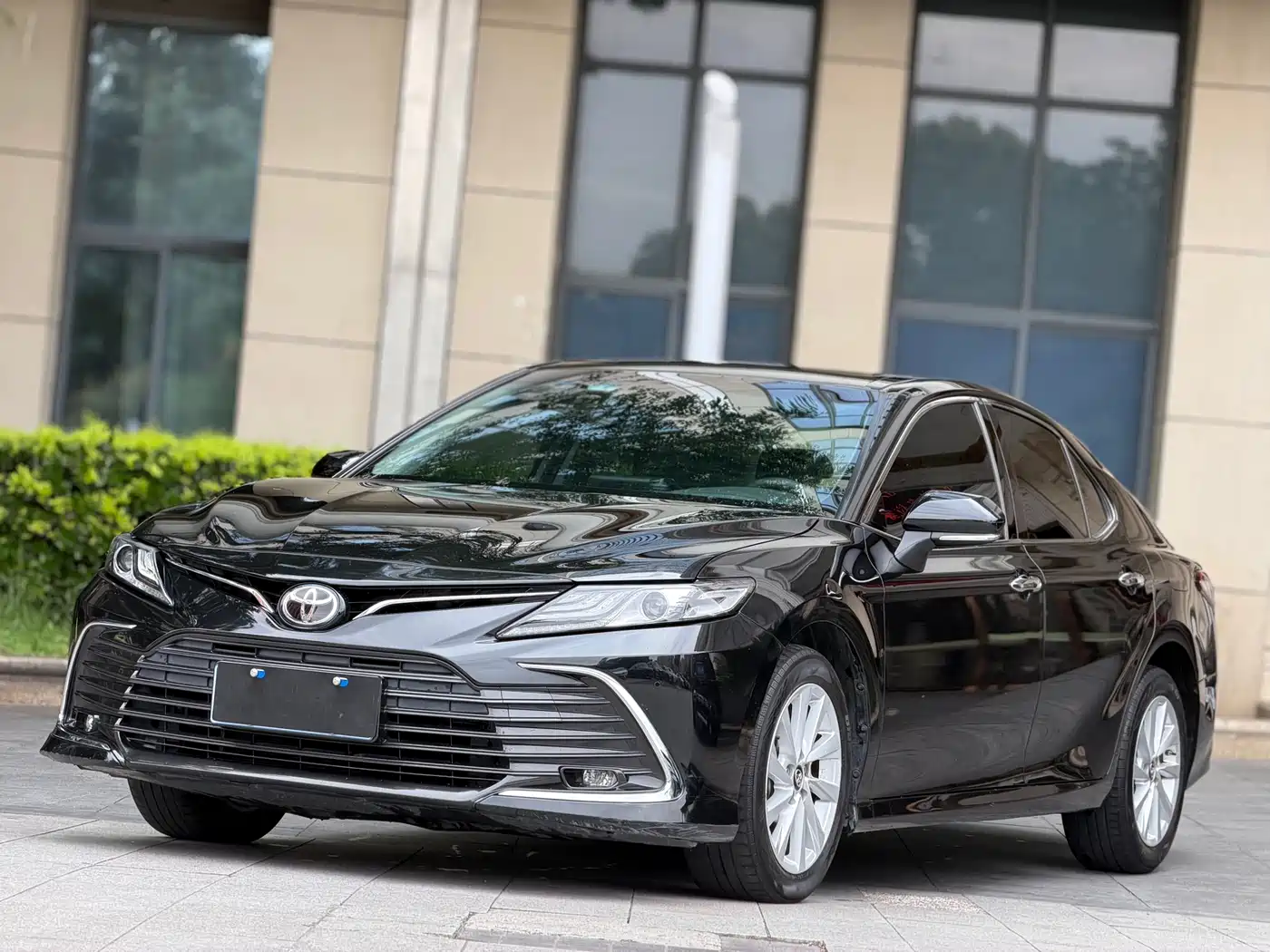 Toyota Camry 2021 2.0G Luxury Edition