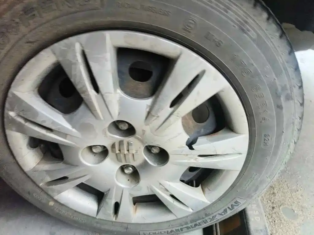 Everus S1 2011 2011 1.3L Manual Comfort