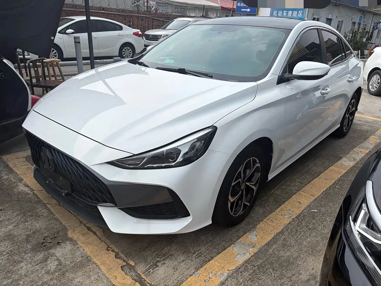 Фото 2 - MG MG5