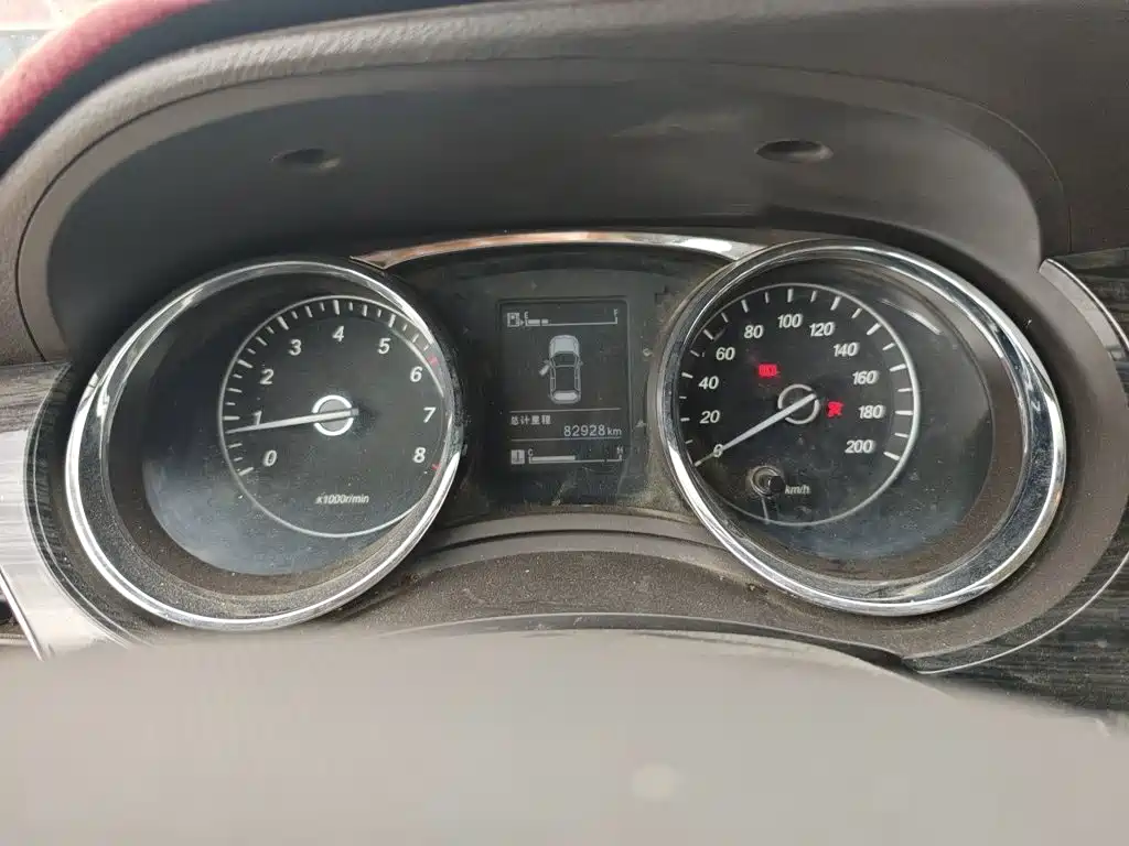 Фото 8 - Baojun 730