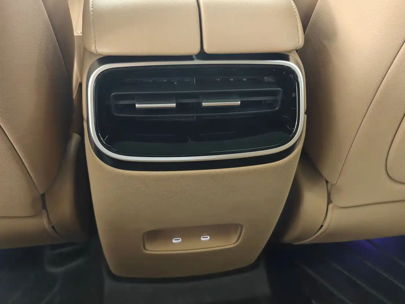 AITO Wenjie AITO M5 2023 Pure Electric RWD Smart Drive Edition фото 12