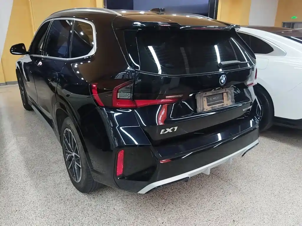 BMW iX1 2025 2025 eDrive25L M Sport Package