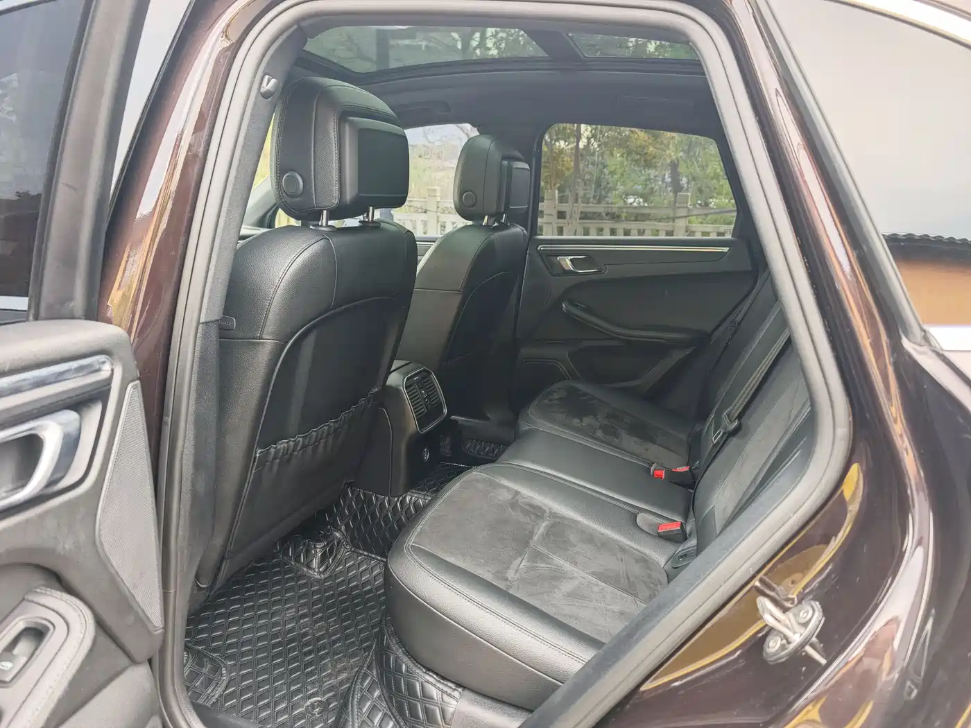 Porsche Macan 2018 Macan 2.0T фото 9