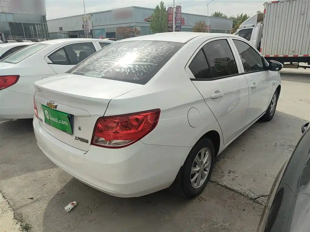 Chevrolet Sail 2015 Sail 3 1.5L Manual Ideal Sunroof Edition фото 7