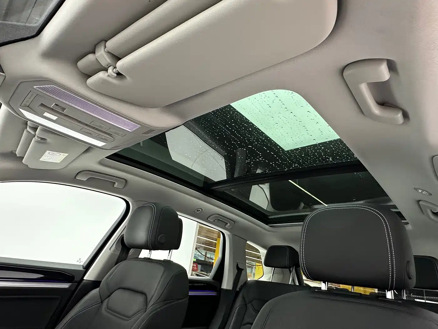 Volkswagen Touareg 2019 3.0TSI Sharp Edge Edition China VI фото 22