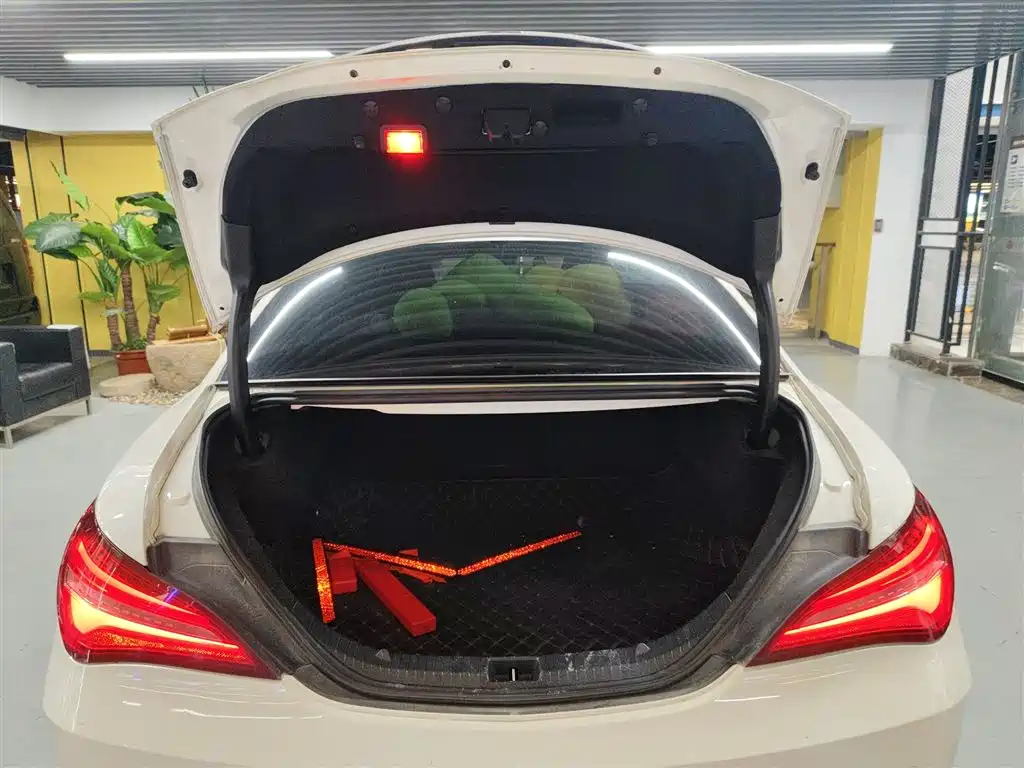 Mercedes-Benz CLA (Import) 2016 Facelift CLA 220 4MATIC фото 19