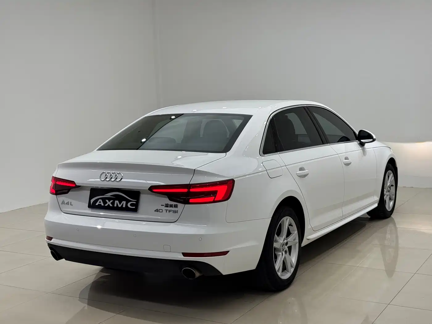 Audi A4L 2017 40 TFSI Progressive фото 4