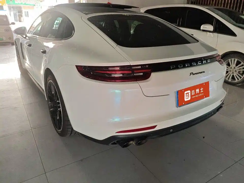 Porsche Panamera 2017 Panamera 3.0T фото 3
