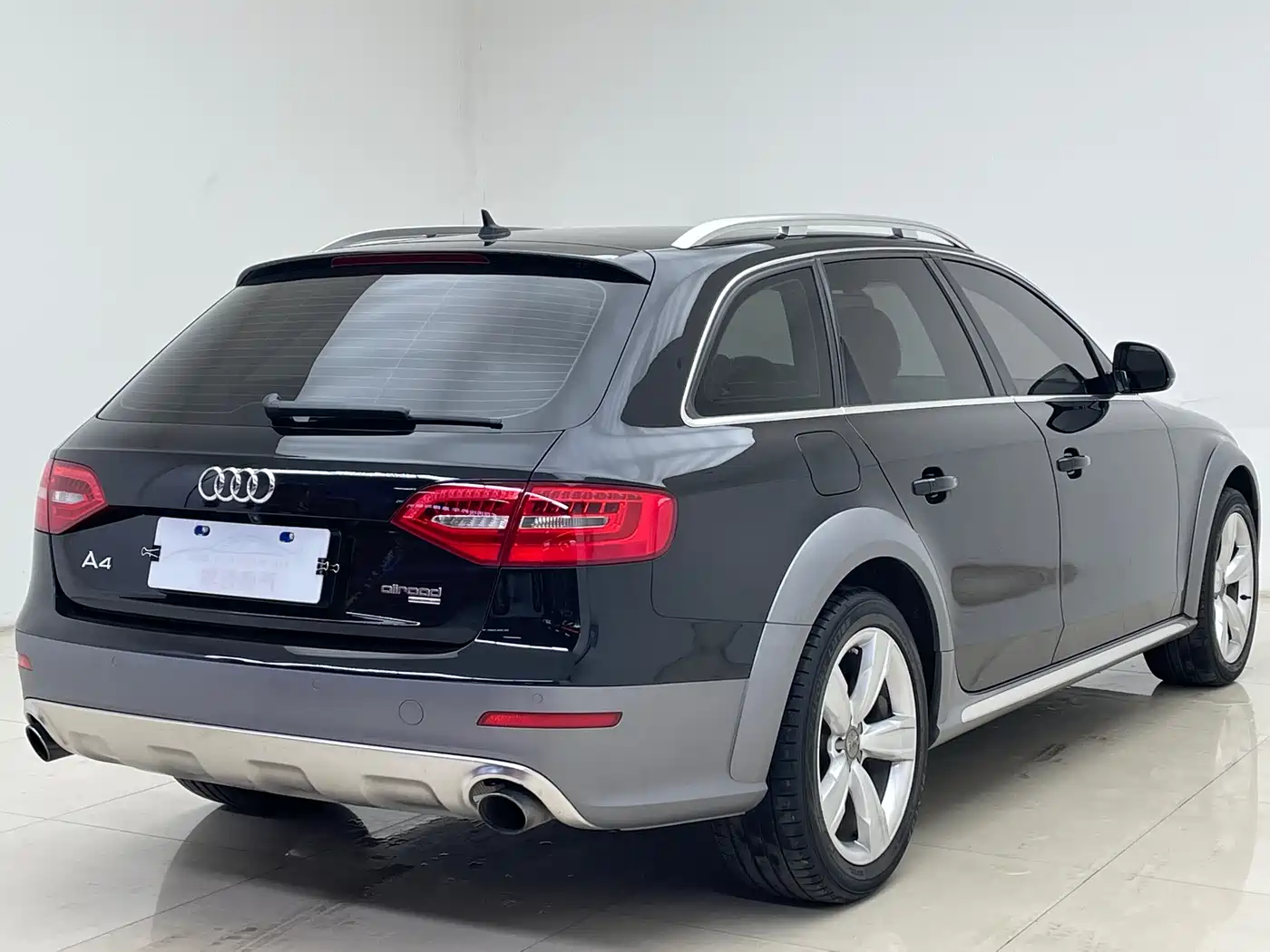 Audi A4 (Import) 2014 2014 40 TFSI allroad quattro plus
