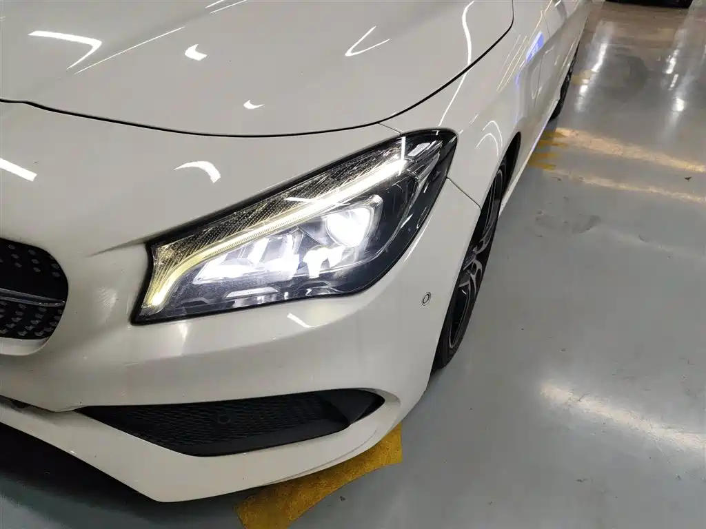 Mercedes-Benz CLA (Import) 2016 Facelift CLA 220 4MATIC фото 24
