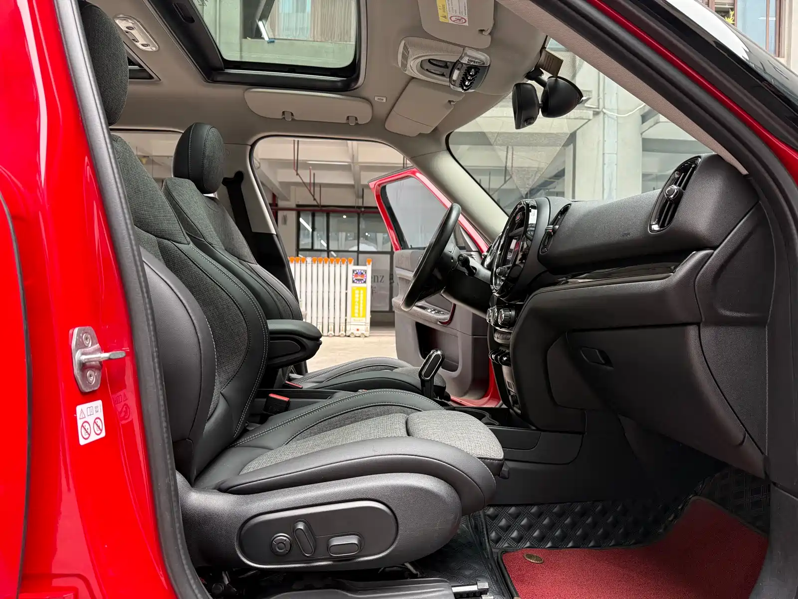 Photo 11 - MINI COUNTRYMAN