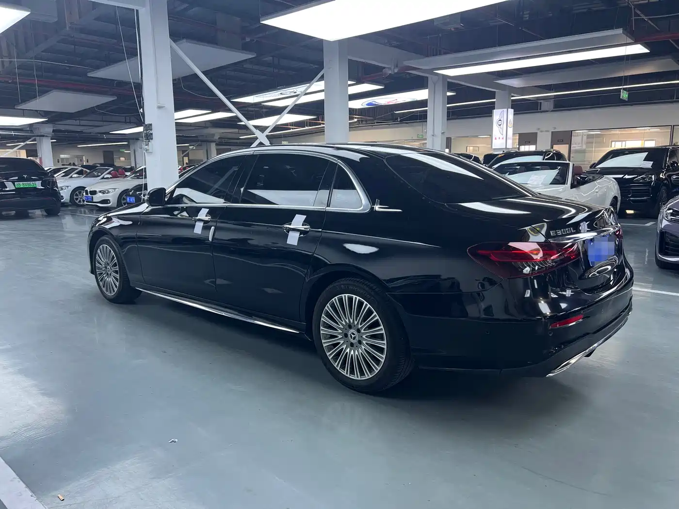Mercedes-Benz E-Class 2021 E 300 L Fashion фото 17