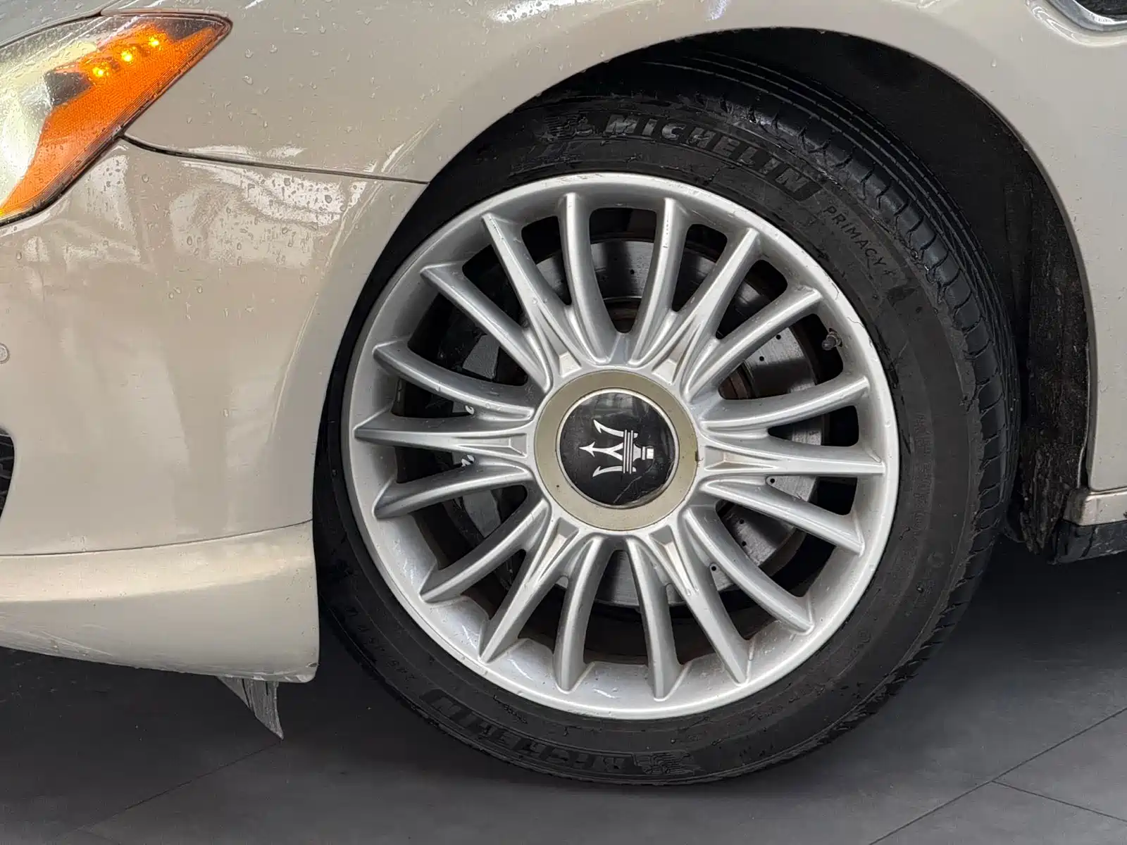 Photo 4 - Maserati Quattroporte