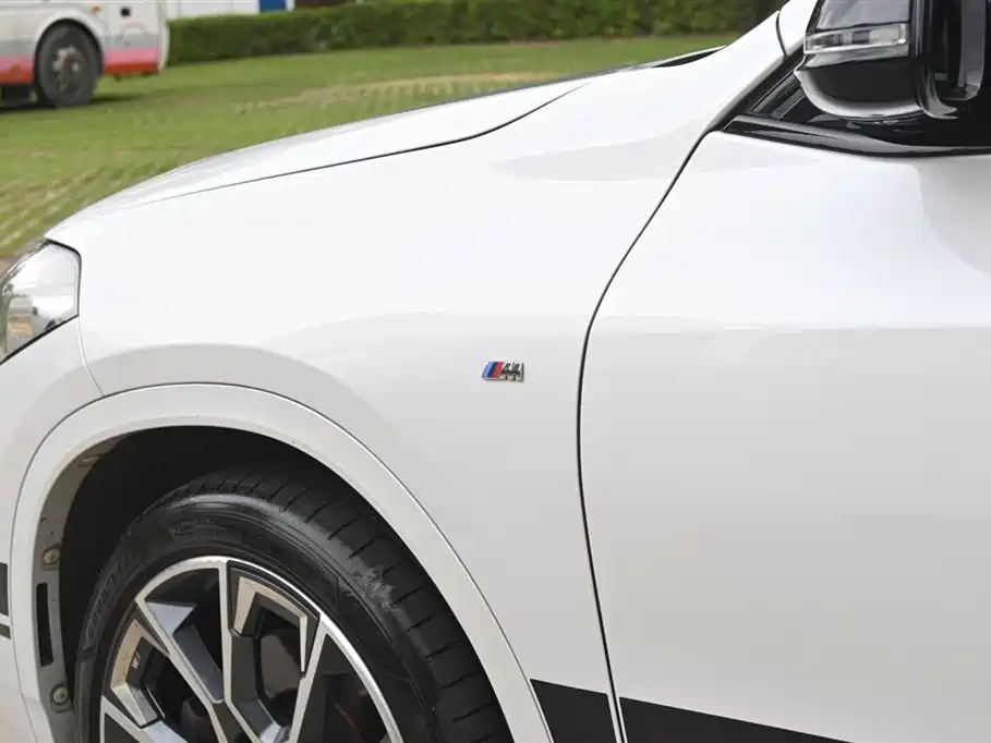 BMW X2 2021 Facelift xDrive25i Shadow Night Edition фото 14