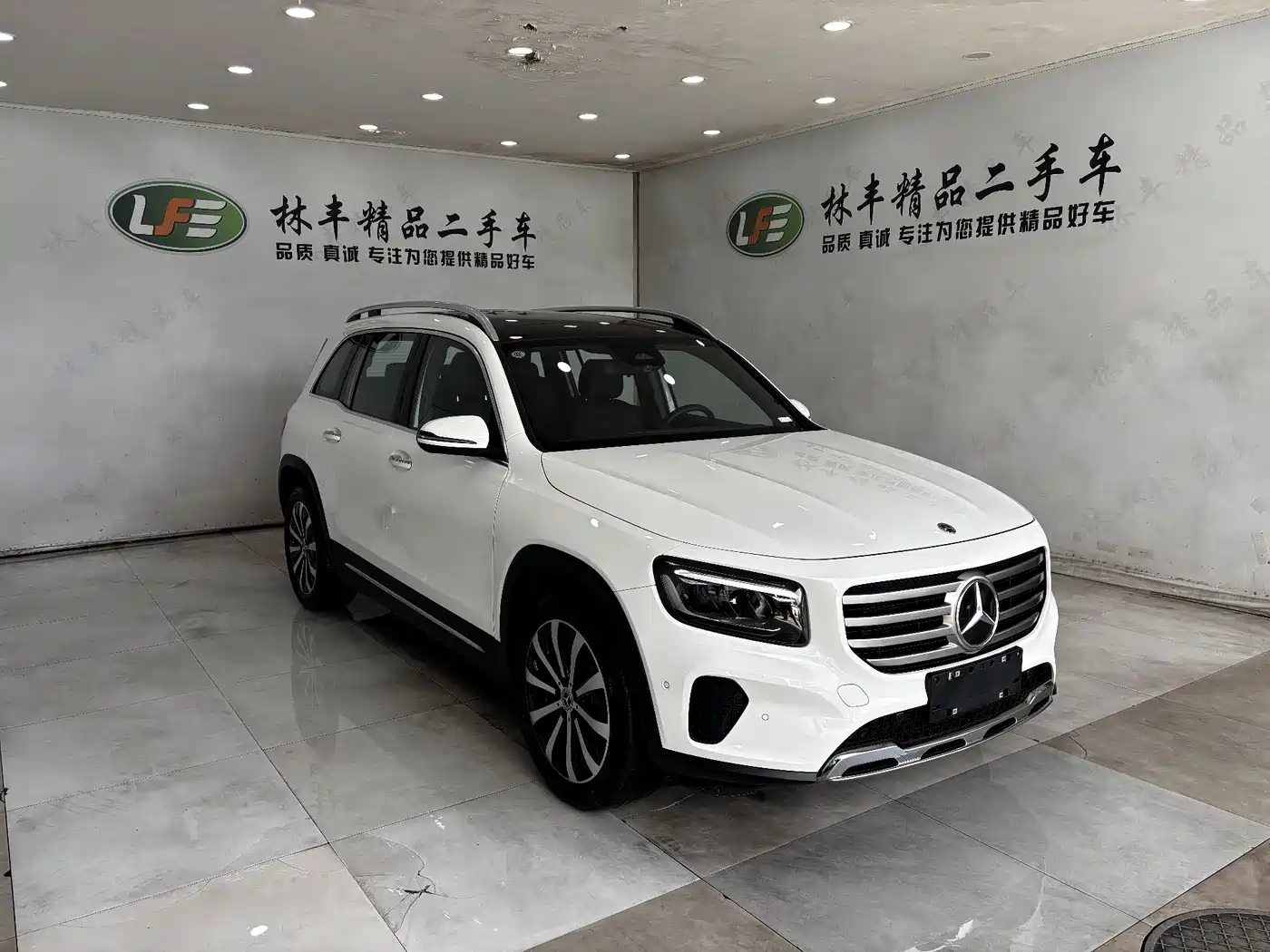 Mercedes-Benz GLB 2025 Model GLB 220 Fashion Style фото 3