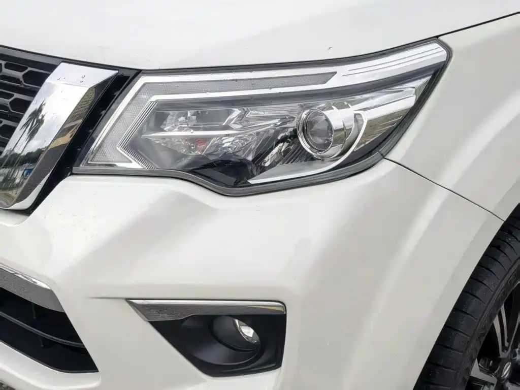 Nissan Terra 2018 2018 2.5L Automatic 2WD Smart Enjoy Edition