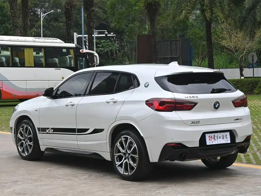 BMW X2 2021 Facelift xDrive25i Shadow Night Edition фото 3