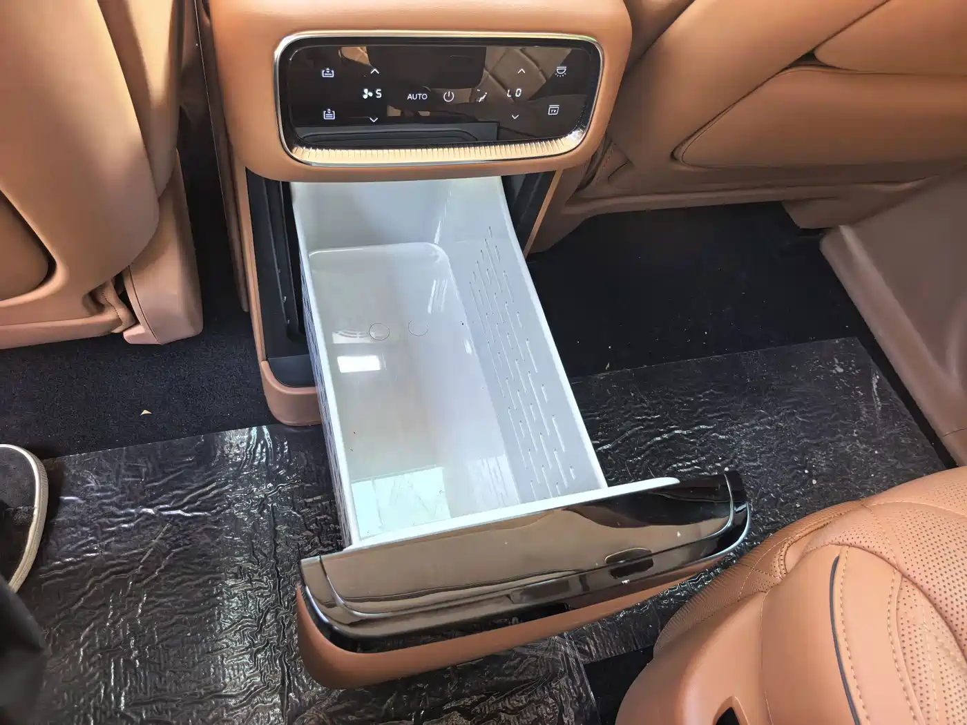 Voyah Auto VOYAH Taisan 2025 2026 Model Base