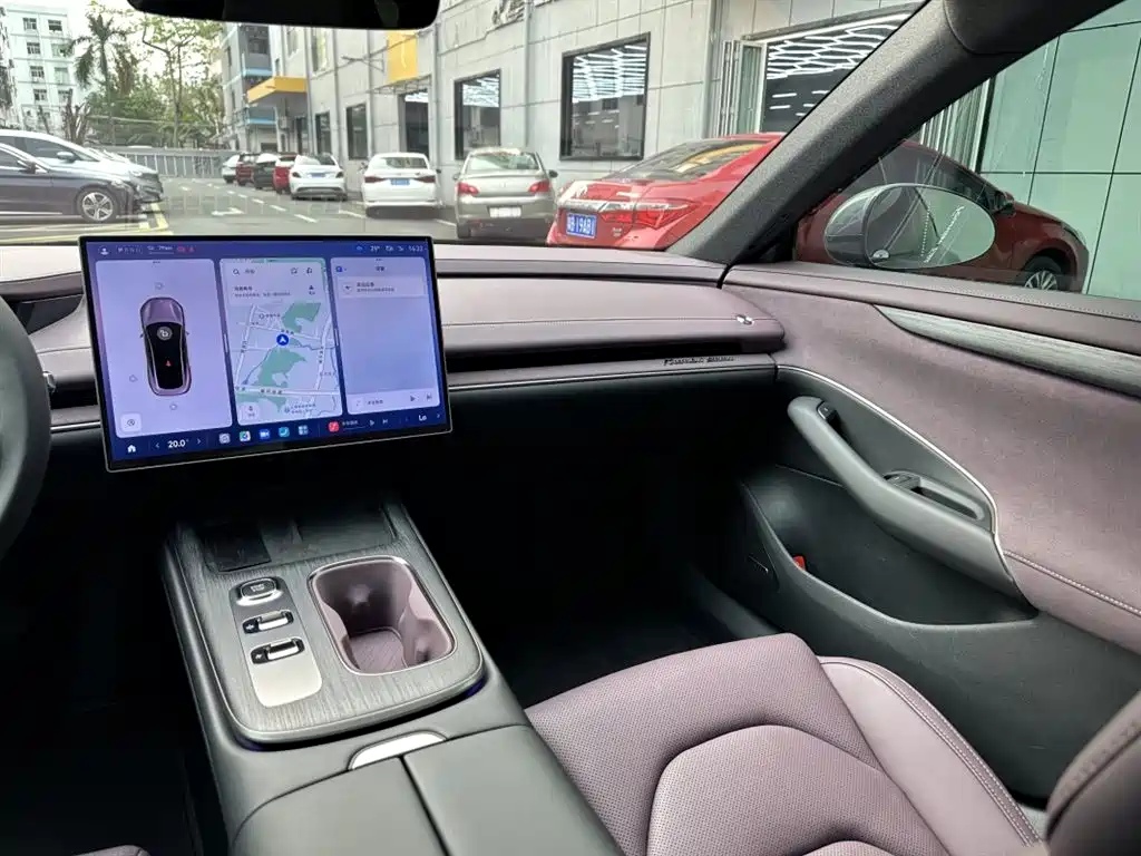 XIAOMI CAR XIAOMI SU7