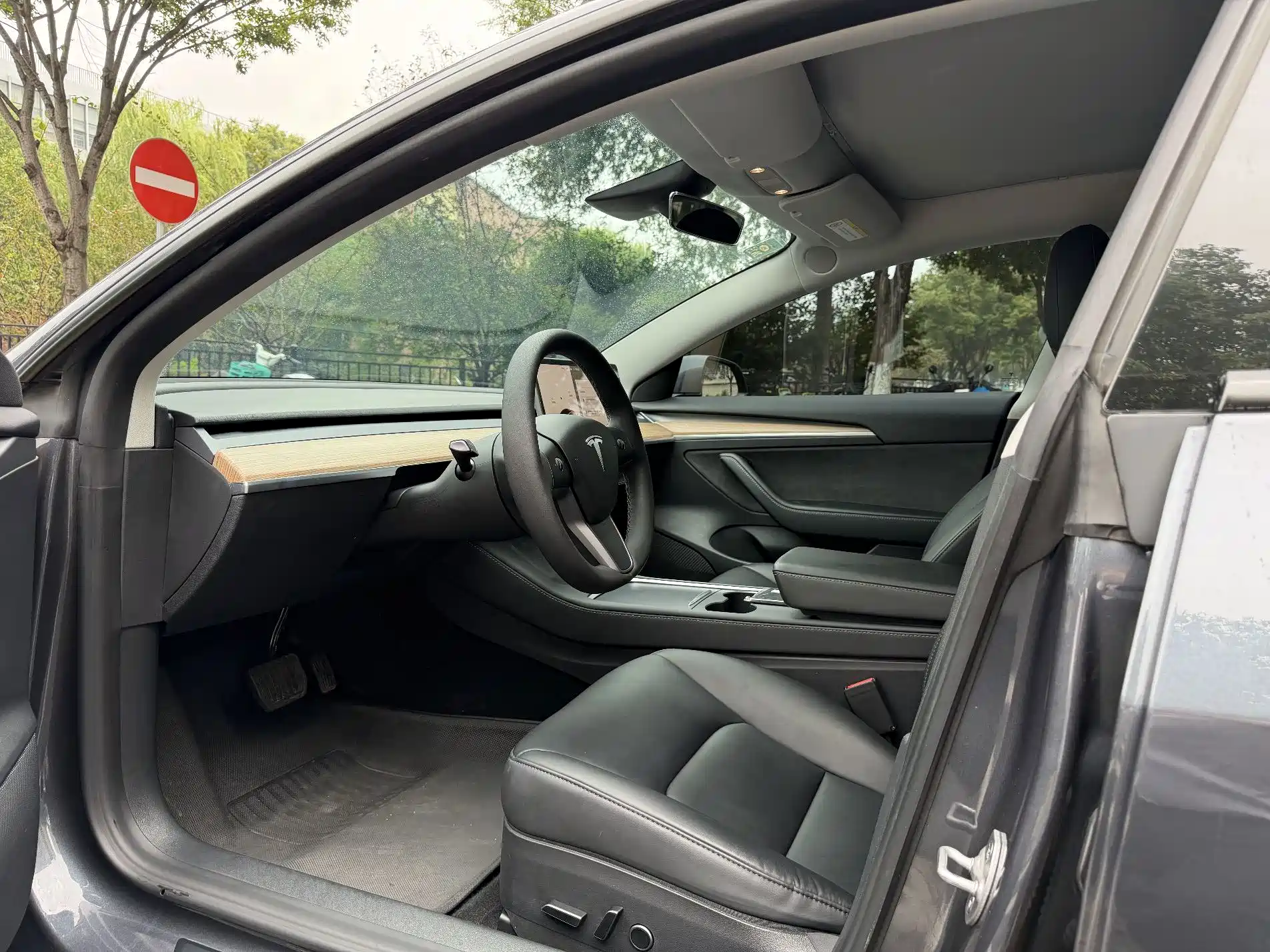 Фото 8 - Tesla Model 3
