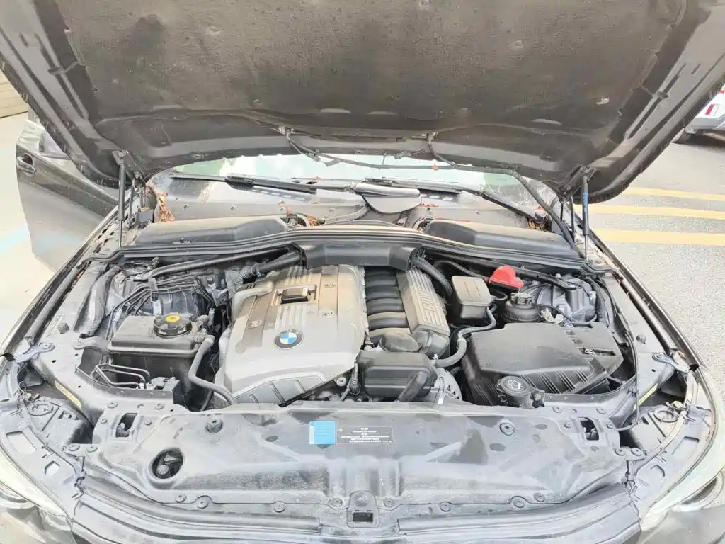Фото 3 - BMW 5 Series