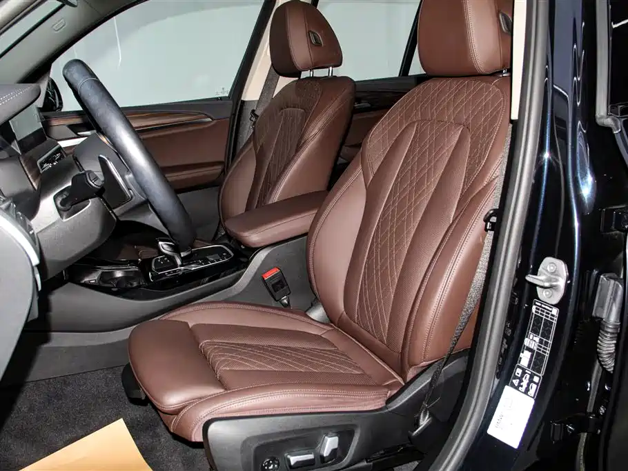 BMW X3 2023 Facelift xDrive30i Leading M Night Package фото 24