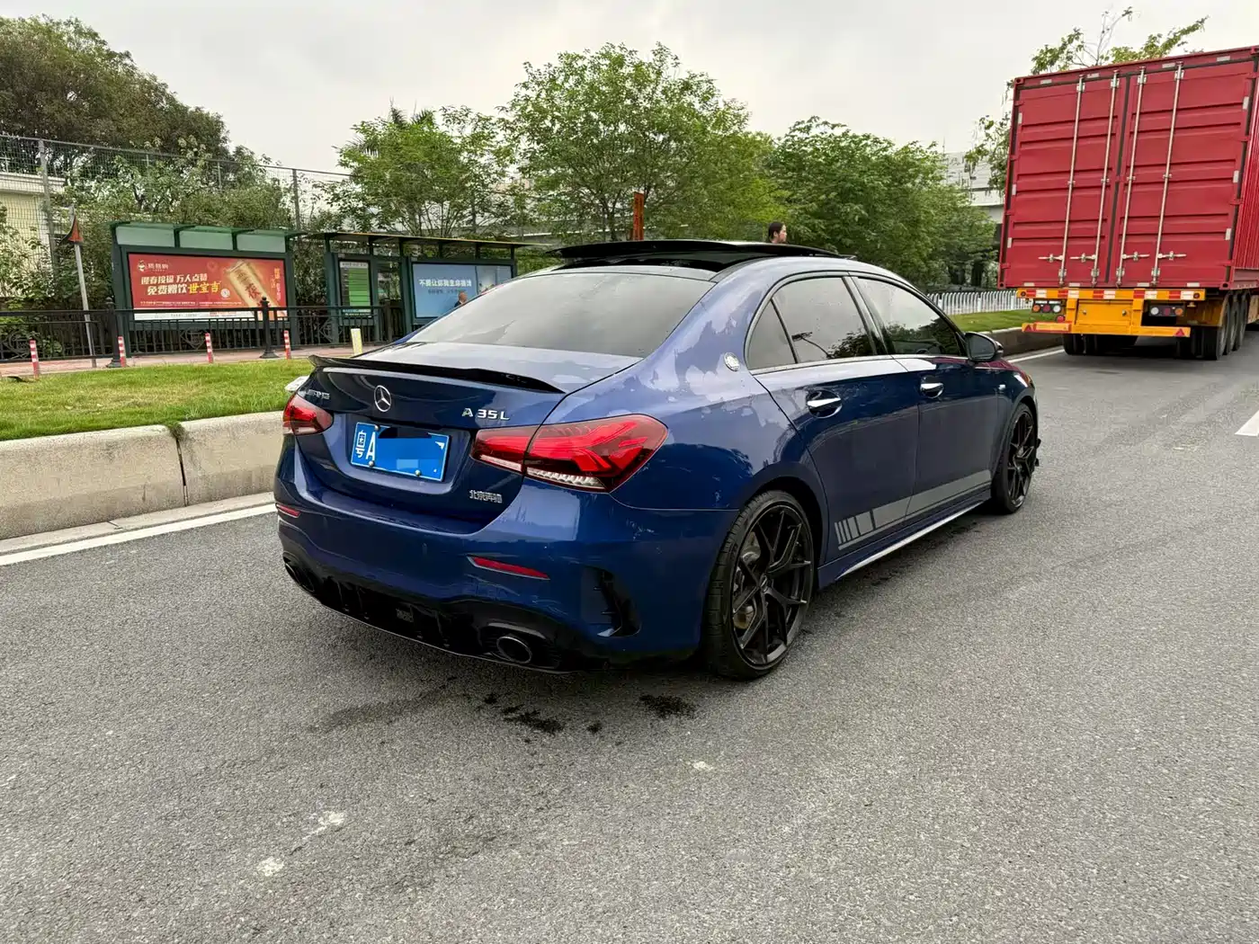 Mercedes-Benz A-Class AMG 2020 AMG A 35 L 4MATIC фото 3
