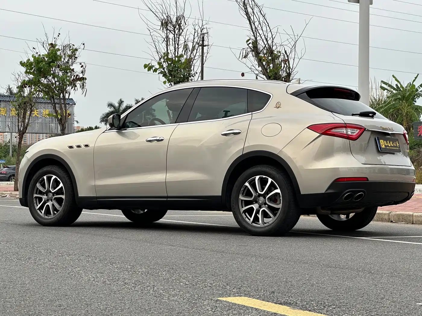 Maserati Levante 2018 3.0T Classic Edition фото 14
