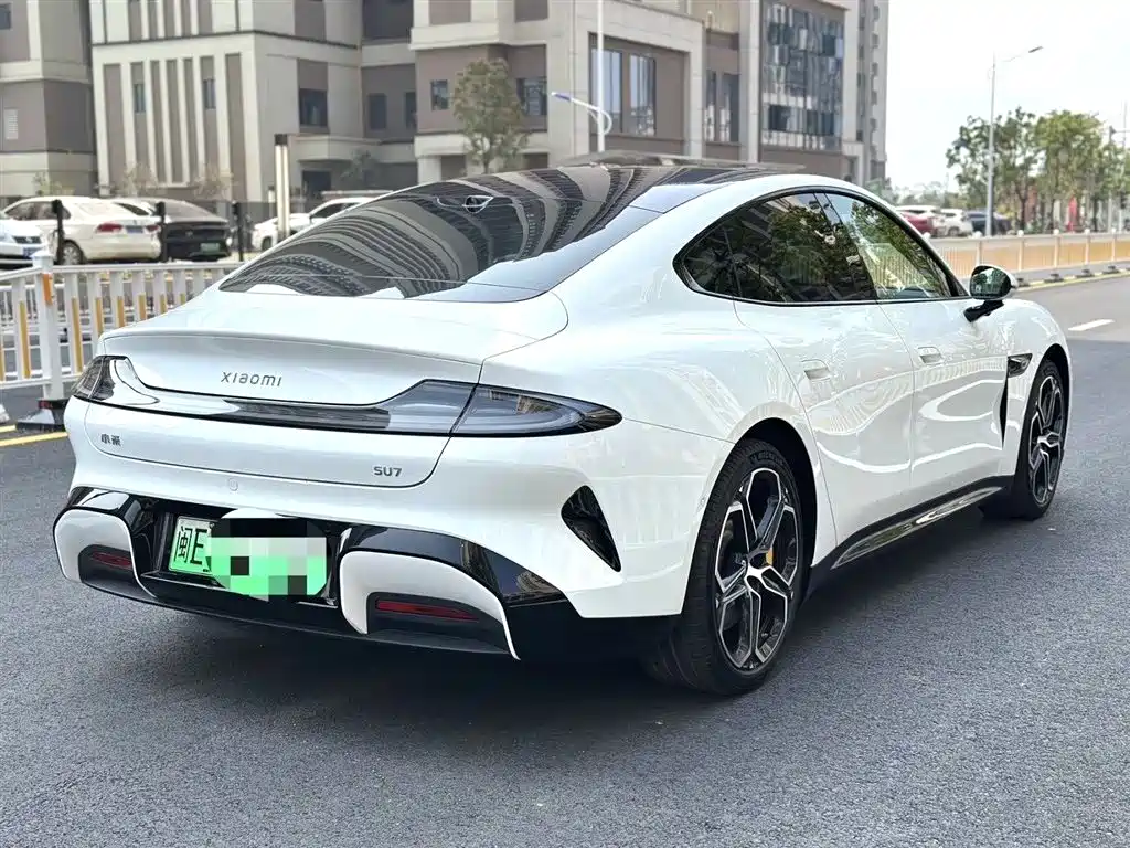 XIAOMI CAR XIAOMI SU7