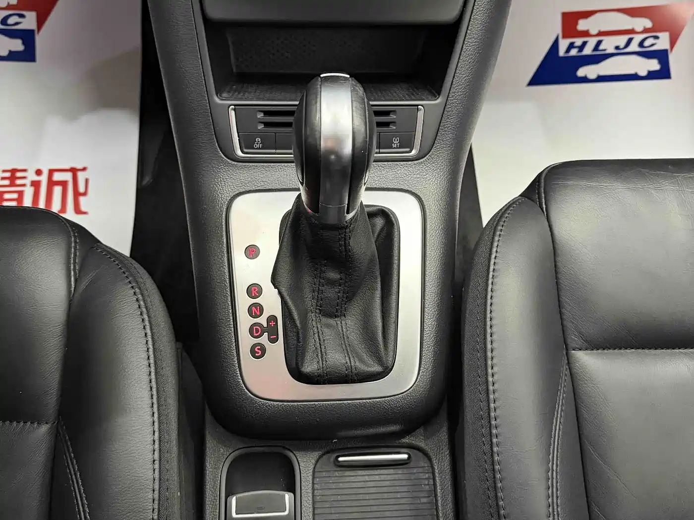 Volkswagen Tiguan 2015 1.8TSI Automatic 2WD Comfortline фото 10