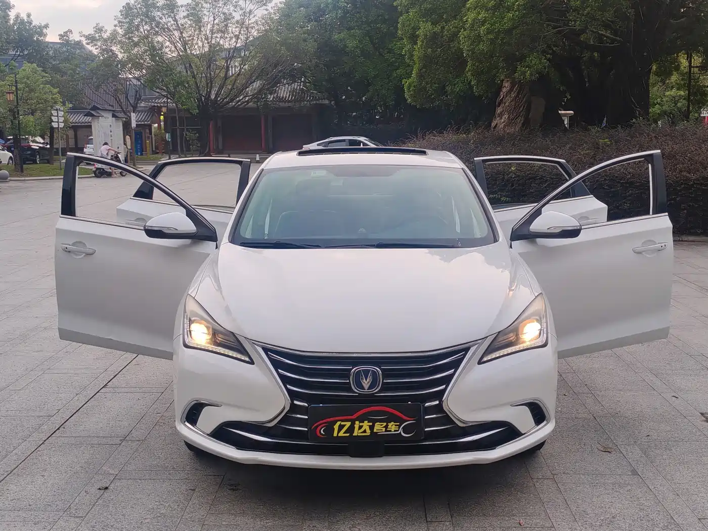 Changan Eado 2019 2018 High Energy Edition 1.6L GDI Manual Pioneer China V