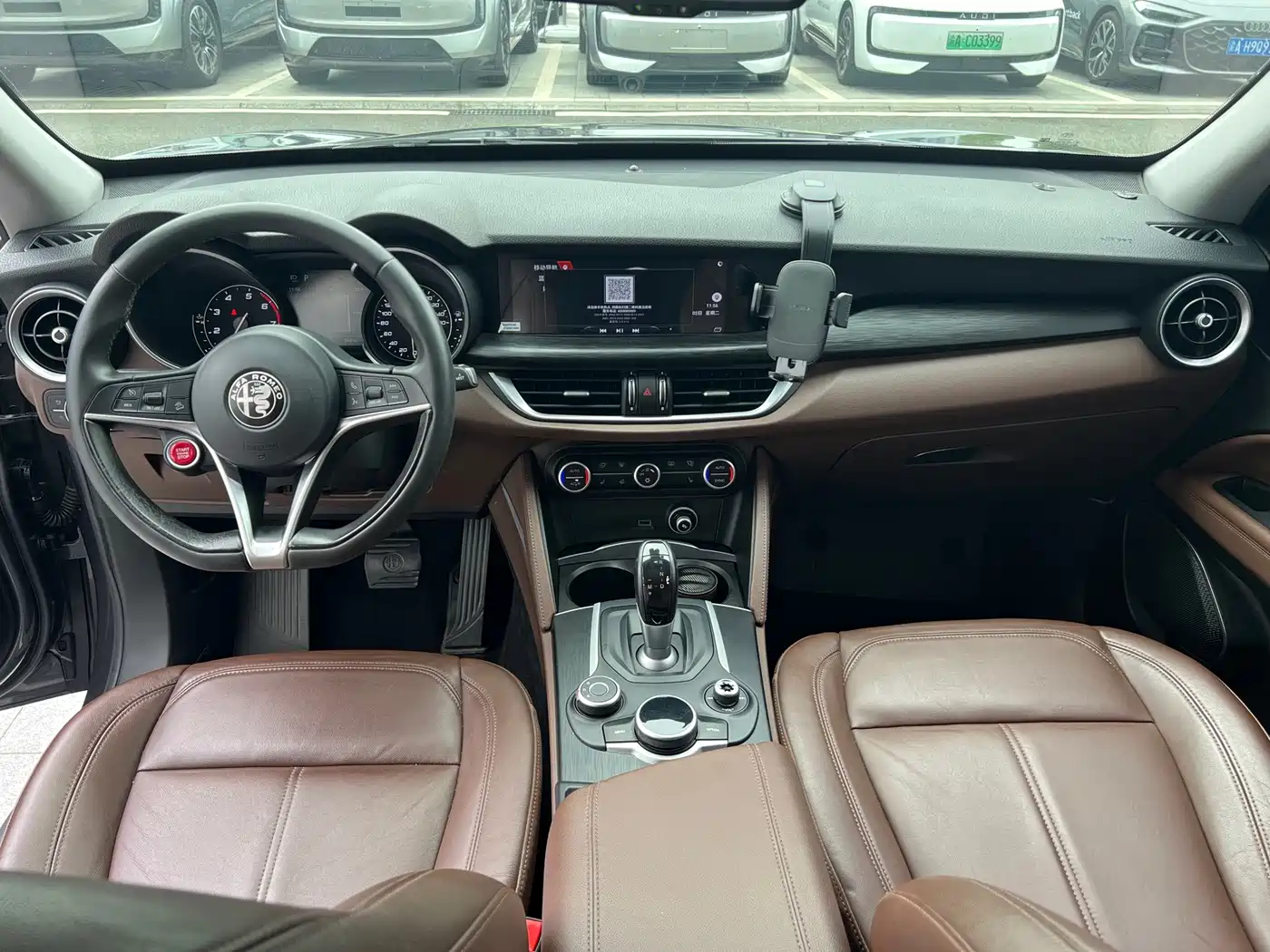 Фото 7 - Alfa Romeo Stelvio