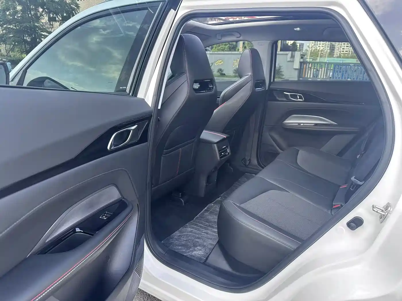 CHANGAN CHANGAN AUCHAN Z6