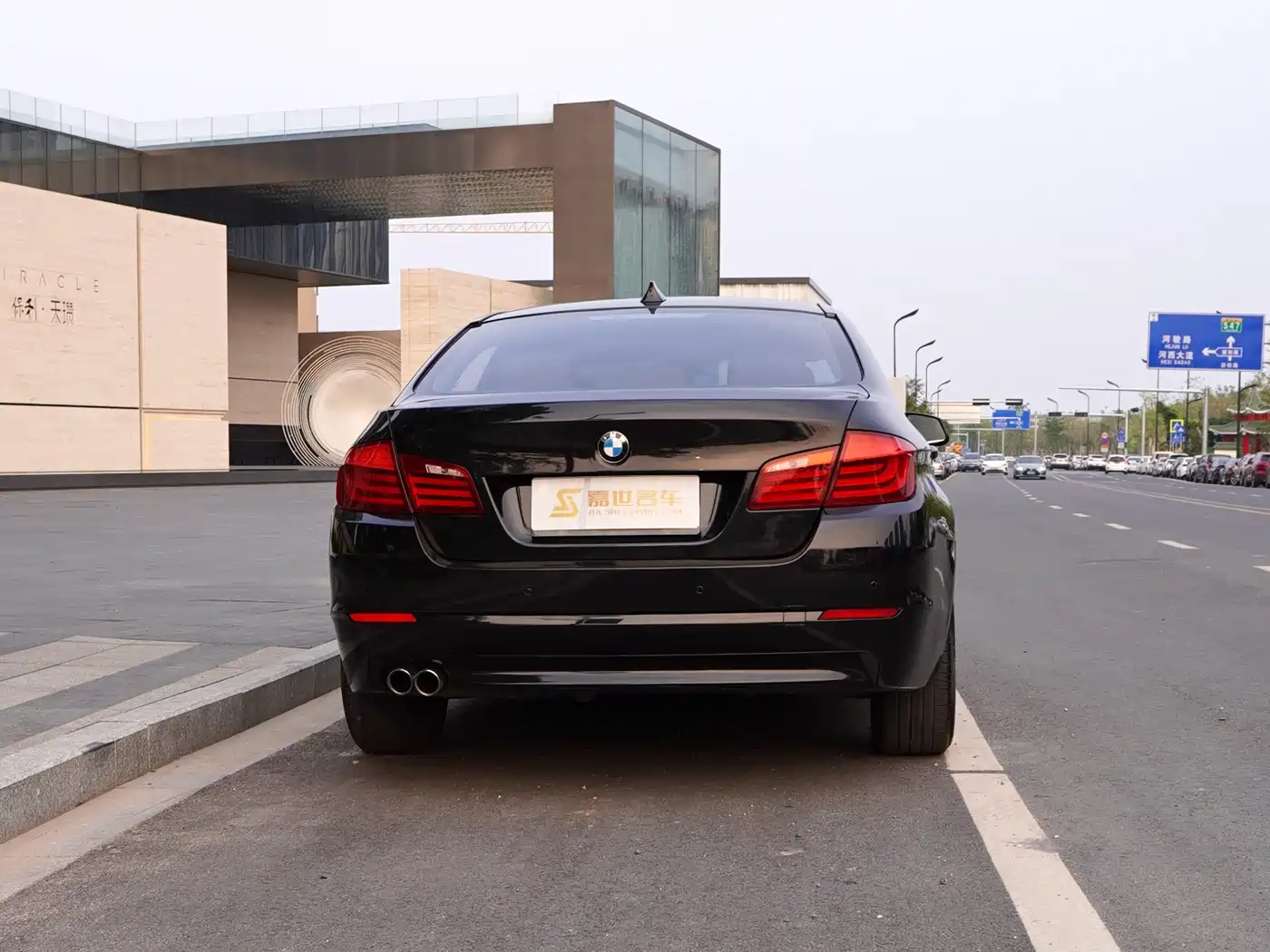 BMW 5 Series 2011 523Li Luxury фото 12