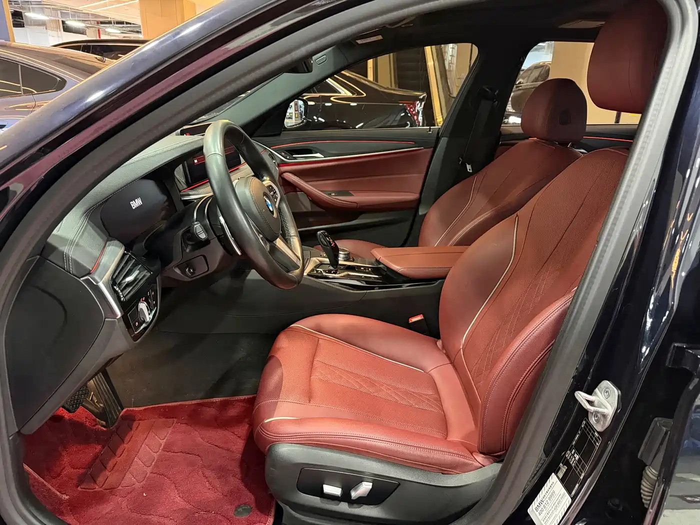 BMW 5 Series 2022 530Li Leading M Sport Package фото 4
