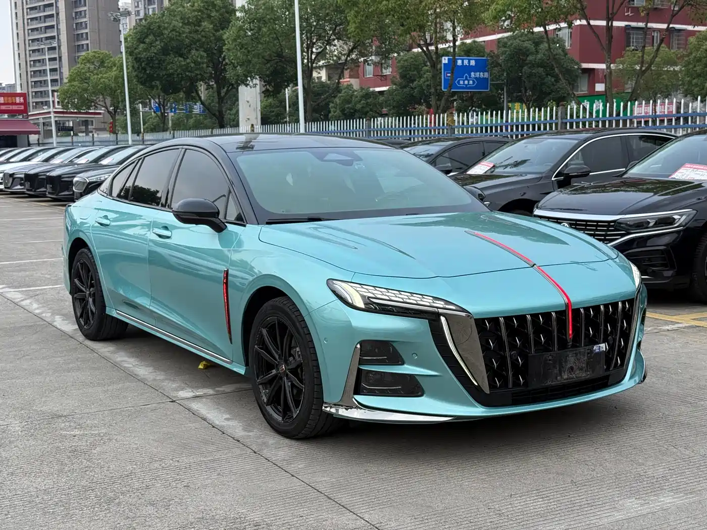 Hongqi H6 2023 2.0T Premium Edition фото 3
