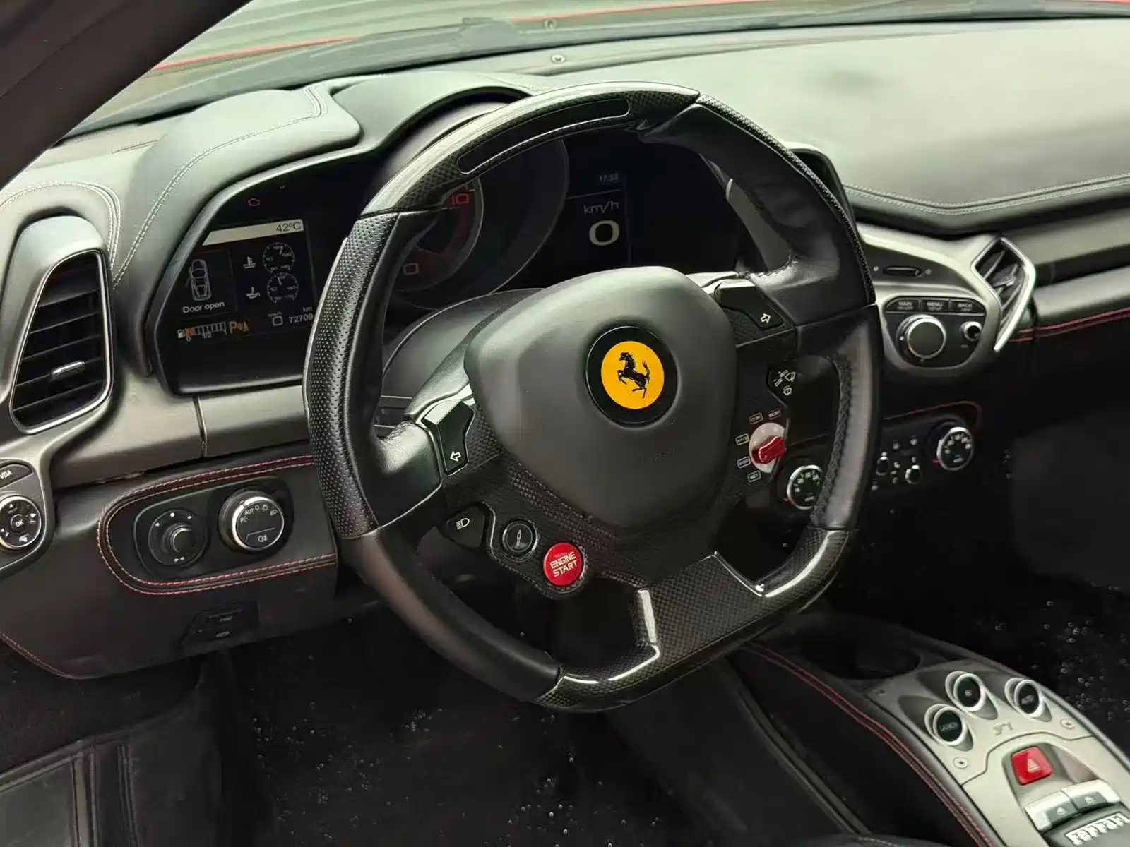 Фото 7 - Ferrari 458