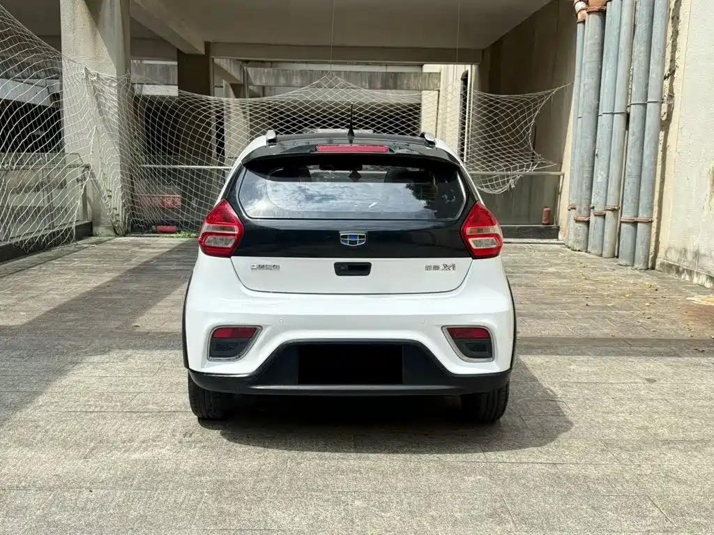 Geely Yuanjing X1 2018 2017 1.3L Auto Player Edition
