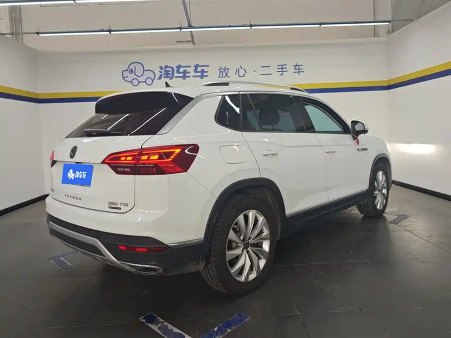 Volkswagen Tayron 2022 380TSI 4WD Luxury Smart Connect Pro фото 3