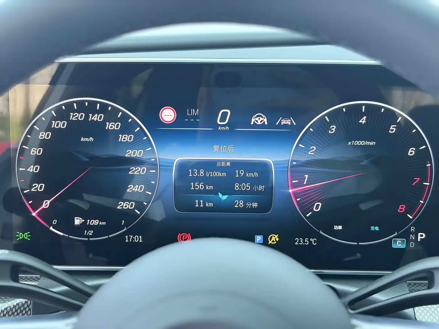 MERCEDES-BENZ C CLASS