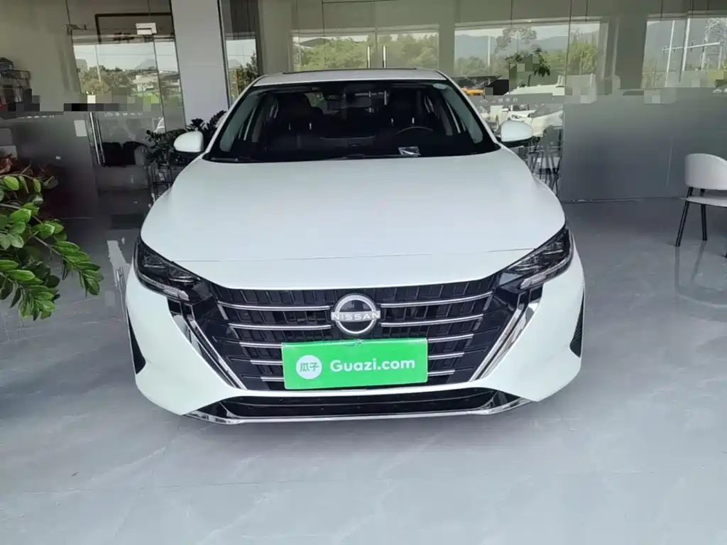 Nissan SYLPHY, миниатюра 3