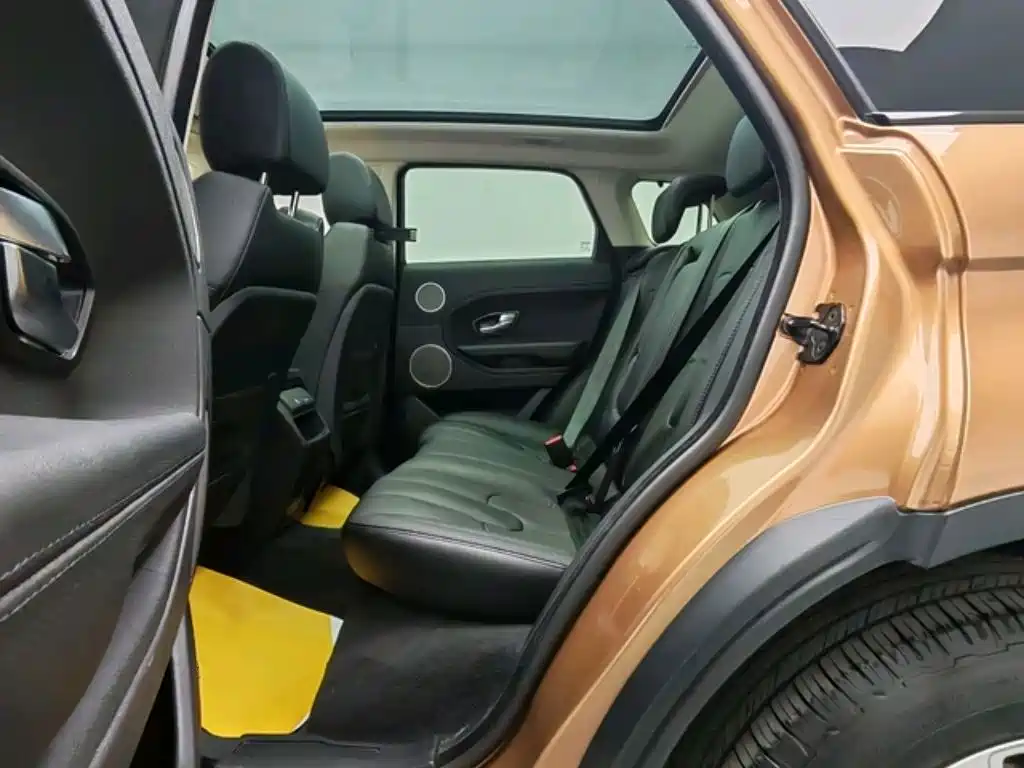 Land Rover Range Rover Evoque (Import) 2014 2.0T 5-door Brilliance Premium фото 8