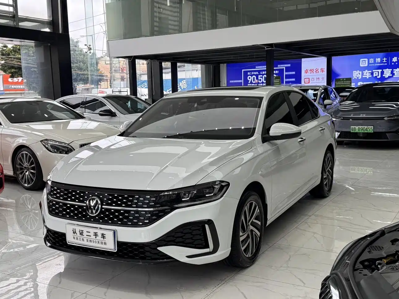 Volkswagen Lavida 2024 Model 1.5L Automatic Starlight 5 Million Edition фото 13