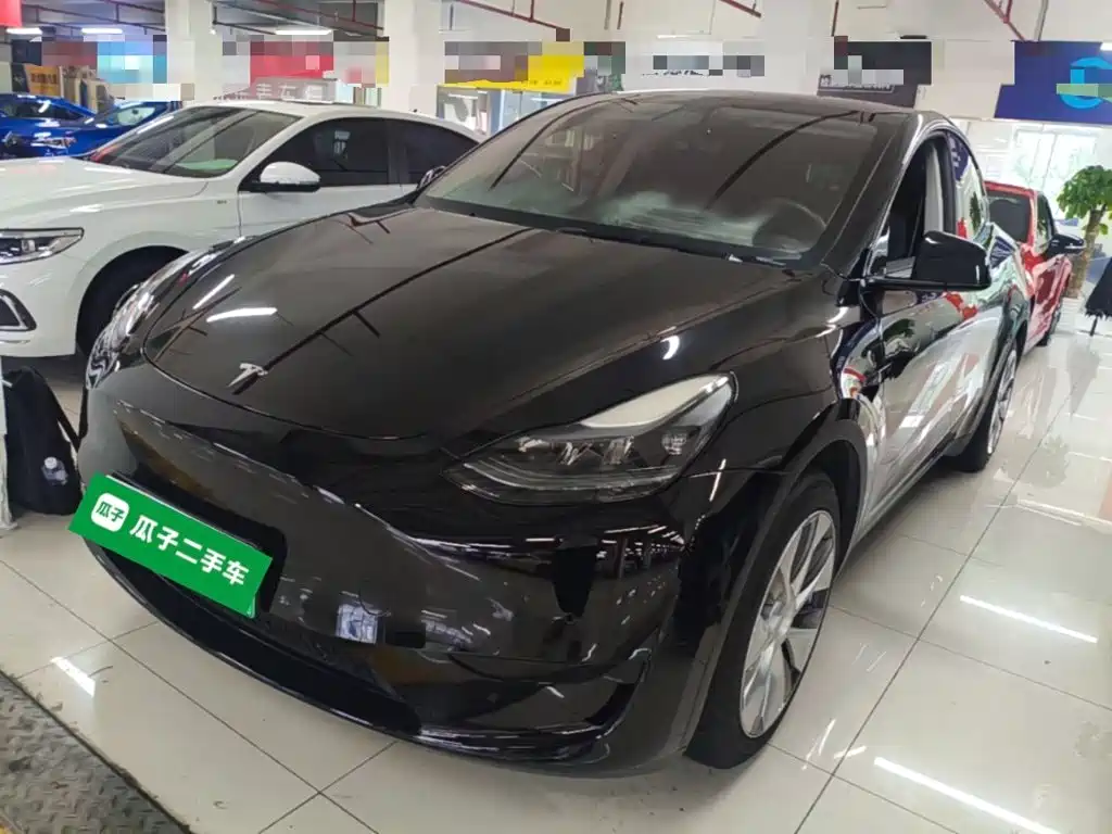 Tesla Model Y 2022
