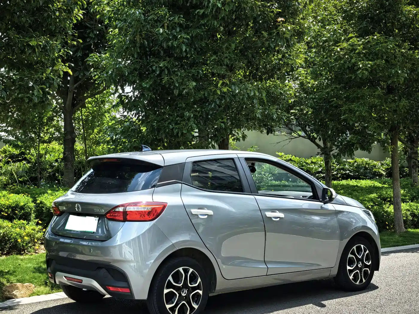 JMCG New Energy Yizhi EV3 2021 2021 Mini Radar Yue Run Model