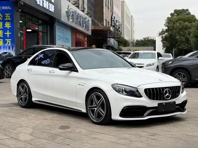 Mercedes-Benz C-Class AMG 2019 AMG C 63 — фото 3