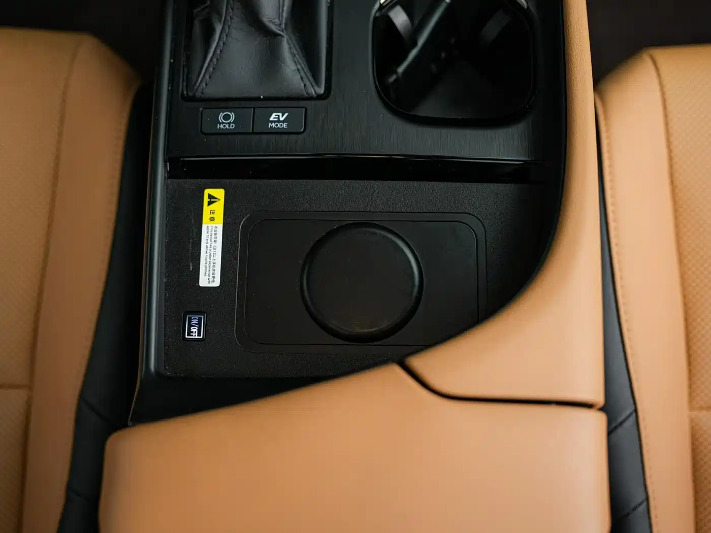 Lexus ES 2022 300h Excellence Edition фото 21