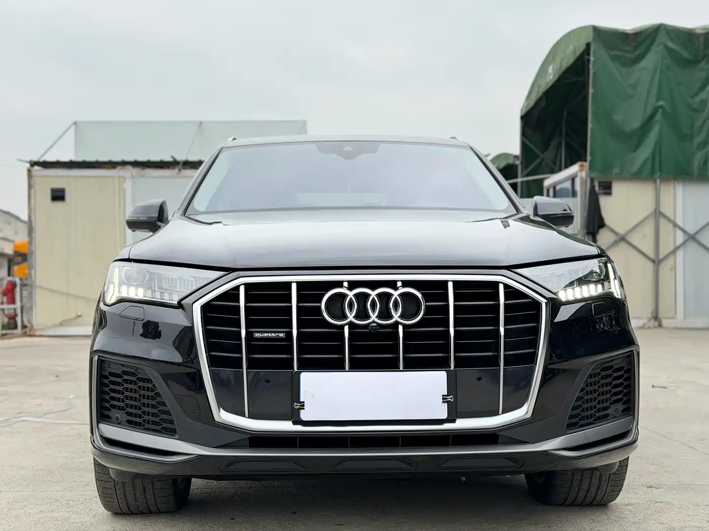 Фото 1 - Audi Q7