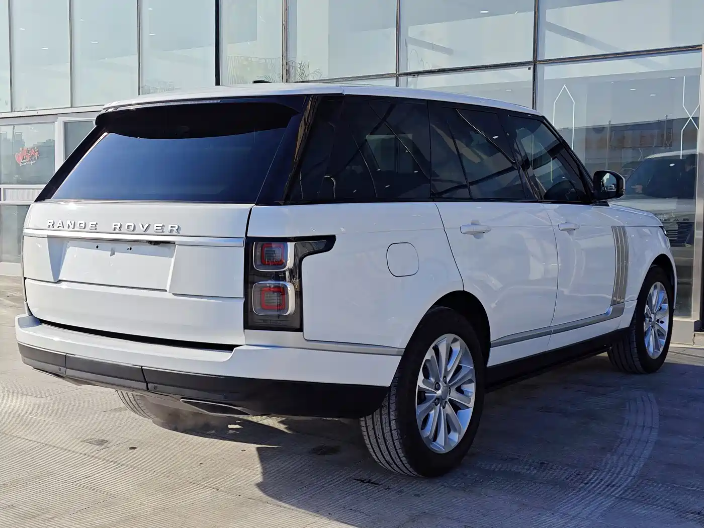 Land Rover Range Rover 2015 3.0 SC V6 Vogue фото 4
